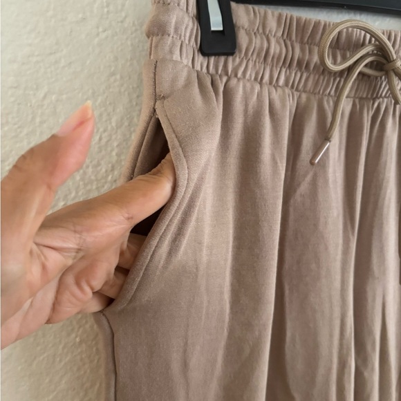 Tan Relaxed Fit Joggers for Effortless Style - Picture 4 of 9